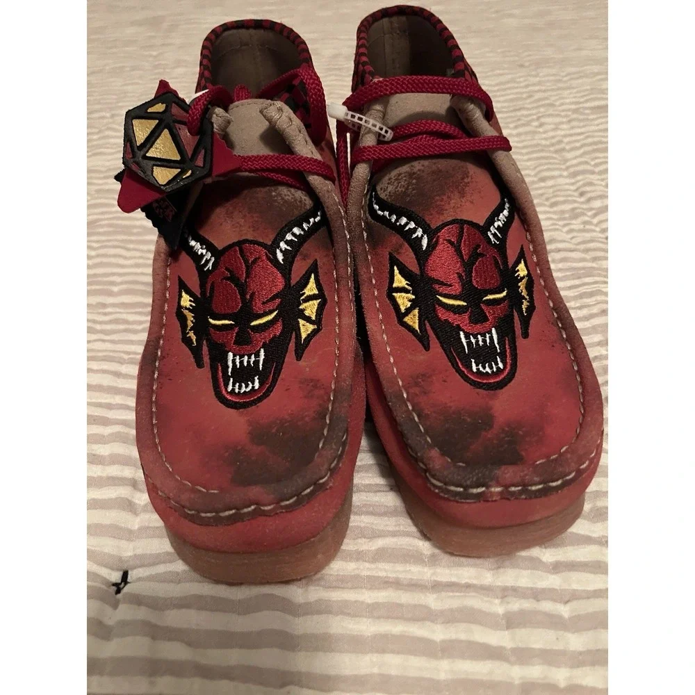 Rare Clarks Originals Wallabee Evo Stranger Things The Upside Down Men's Size 12